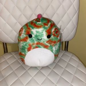 Winifred the Tie Dye Dino Squishmallows